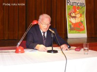 podej ruku knize 069.jpg